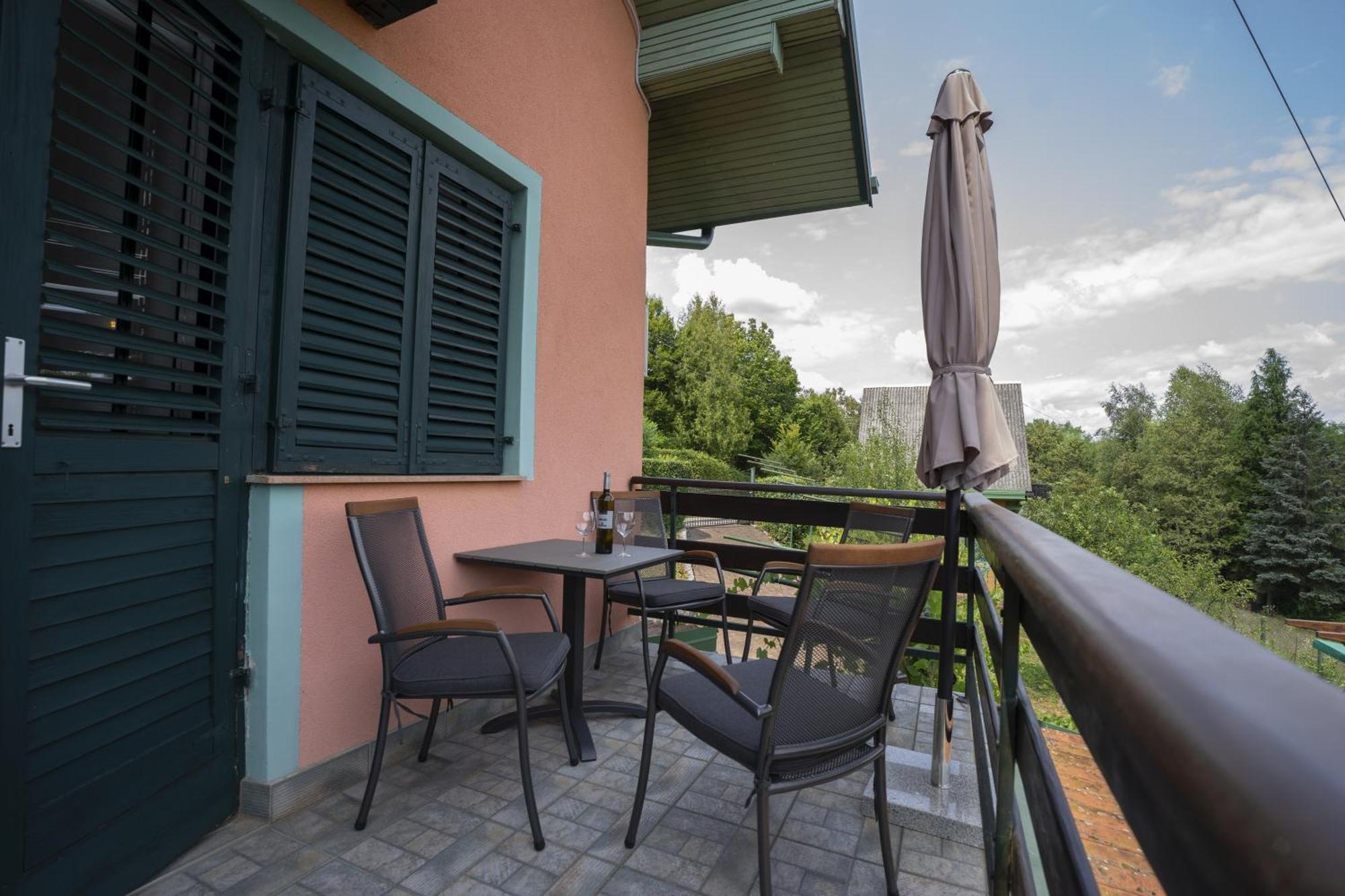 Vila Kuca Za Odmor Casa Huerta Frketic Selo Exteriér fotografie