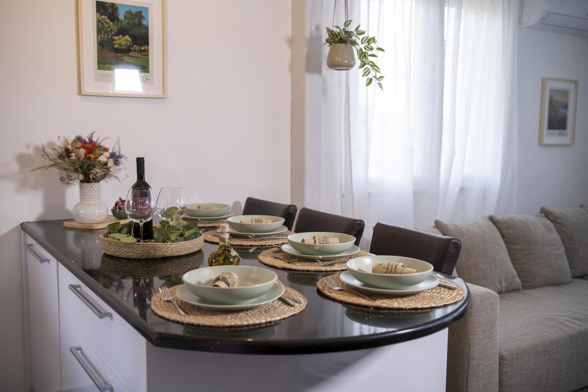 Vila Kuca Za Odmor Casa Huerta Frketic Selo Exteriér fotografie